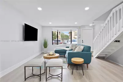 10053 SW 77th Ct, Miami, FL 33156 - Photo 7