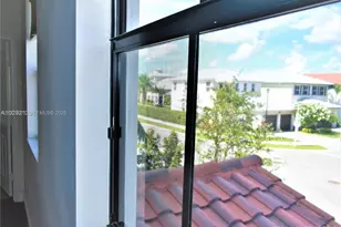 6930 NW 106th Ave, Doral, FL 33178 - Photo 33