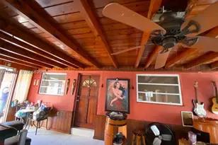 821 W 39th Pl, Hialeah, FL 33012 - Photo 23