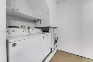 2110 NW 190th Ave, Pembroke Pines, FL 33029 - Photo 15