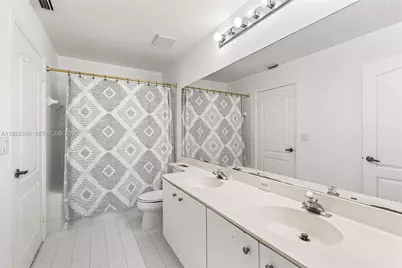 19427 NW 13th St, Pembroke Pines, FL 33029 - Photo 33