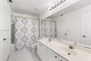 19427 NW 13th St, Pembroke Pines, FL 33029 - Photo 33