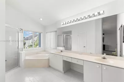 19427 NW 13th St, Pembroke Pines, FL 33029 - Photo 29