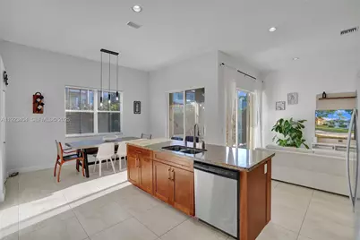 1629 Blue Jay Cir, Weston, FL 33327 - Photo 15