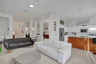 1629 Blue Jay Cir, Weston, FL 33327 - Photo 9