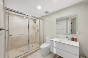 9595 Collins Ave, Surfside, FL 33154 - Photo 27