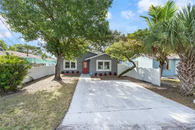 870 NE 35th St, Oakland Park, FL 33334 - Photo 1