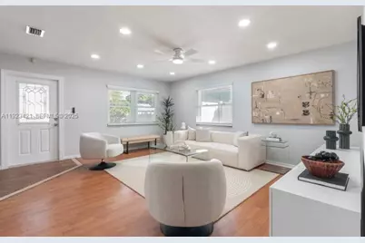 870 NE 35th St, Oakland Park, FL 33334 - Photo 3