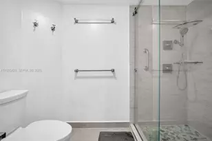 701 SW 142nd Ave, Pembroke Pines, FL 33027 - Photo 27