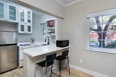 260 Euclid Ave #5, Miami Beach, FL 33139 - Photo 9