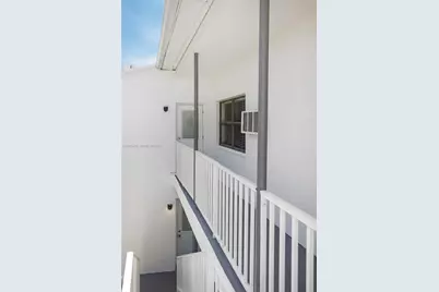 1150 8th St, Miami Beach, FL 33139 - Photo 23