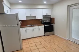 1910 SW 99th Ave, Miramar, FL 33025 - Photo 7