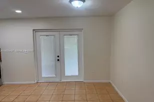 1910 SW 99th Ave, Miramar, FL 33025 - Photo 11