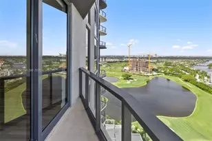 101 Diplomat Pkwy, Hallandale Beach, FL 33009 - Photo 11