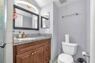 9000 NW 28th Dr, Coral Springs, FL 33065 - Photo 9