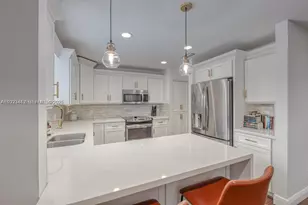 3080 Carysfort Ln, Margate, FL 33063 - Photo 5