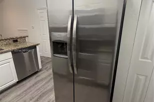 12221 SW 27th St, Miramar, FL 33025 - Photo 19