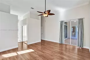 345 SW 188th Ave, Pembroke Pines, FL 33029 - Photo 17