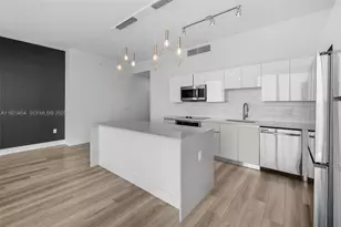 101 Diplomat Pkwy, Hallandale Beach, FL 33009 - Photo 11