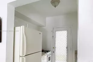 6895 Byron Ave, Miami Beach, FL 33009 - Photo 3