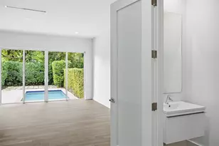 2852 SW 32nd Ct, Miami, FL 33133 - Photo 19