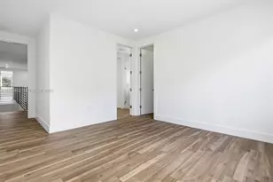 2852 SW 32nd Ct, Miami, FL 33133 - Photo 23