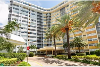 100 Golden Isles Dr #605, Hallandale Beach, FL 33009 - Photo 3