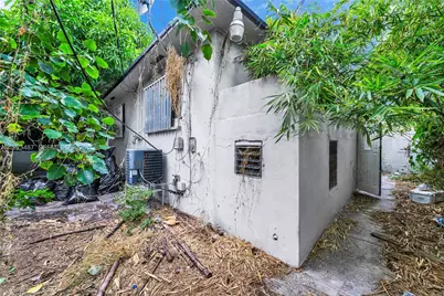 4712 NW 5th St, Miami, FL 33126 - Photo 23