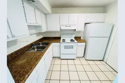 3610 NW 21st St #205, Lauderdale Lakes, FL 33311 - Photo 3