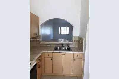 1240 SE 31st Ct #205-32, Homestead, FL 33035 - Photo 9