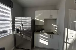 2288 SE 30th St, Homestead, FL 33035 - Photo 5