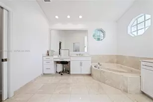 2994 Oakbrook Dr, Weston, FL 33332 - Photo 19
