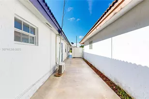 13829 SW 157th Terrace, Miami, FL 33177 - Photo 37