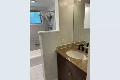 2716 NE 30th Pl #103C, Fort Lauderdale, FL 33306 - Photo 5