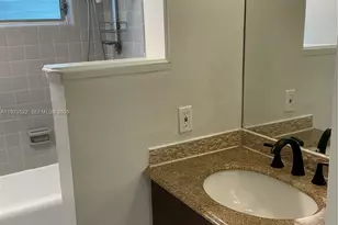 2716 NE 30th Pl, Fort Lauderdale, FL 33306 - Photo 5