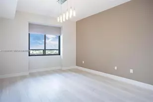 1100 Biscayne Blvd, Miami, FL 33132 - Photo 21