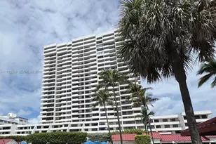 2555 Collins Ave, Miami Beach, FL 33140 - Photo 15