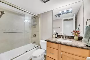 1900 NE 8th Ct, Fort Lauderdale, FL 33304 - Photo 25