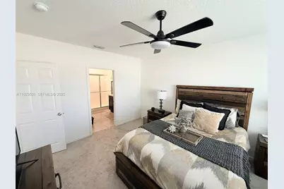 517 SW Lacroix Ave, Port Saint Lucie, FL 34953 - Photo 17