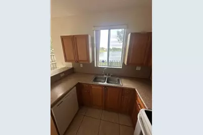 2505 SE 14th Ave #379, Homestead, FL 33035 - Photo 9