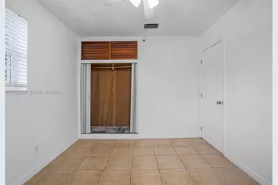 601 SW 64th Pkwy, Pembroke Pines, FL 33023 - Photo 23