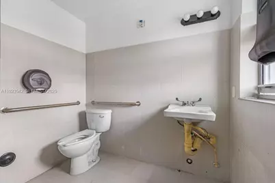 2500 Wilton Dr, Wilton Manors, FL 33305 - Photo 23