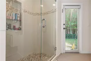 375 Harbor Ct, Key Biscayne, FL 33149 - Photo 33