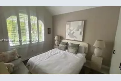 375 Harbor Ct #., Key Biscayne, FL 33149 - Photo 41