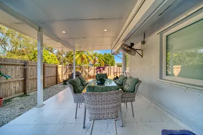 21914 SW 97th Pl, Cutler Bay, FL 33190 - Photo 15