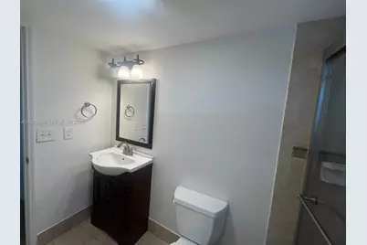 9421 Evergreen Pl #107, Davie, FL 33324 - Photo 17
