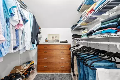 2528 N 38 Ave #D-32, Hollywood, FL 33021 - Photo 9