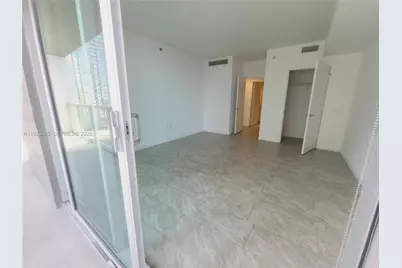 500 Brickell Ave #2608, Miami, FL 33131 - Photo 7