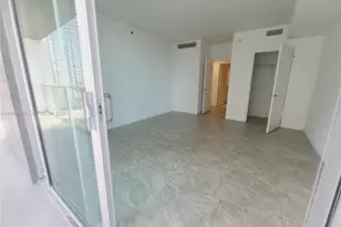 500 Brickell Ave, Miami, FL 33131 - Photo 7