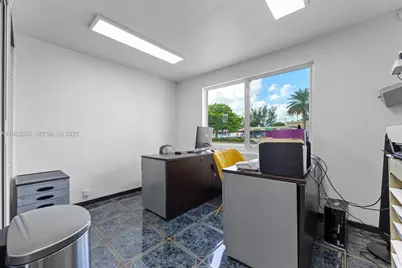 401 E Oakland Park Blvd, Oakland Park, FL 33334 - Photo 7